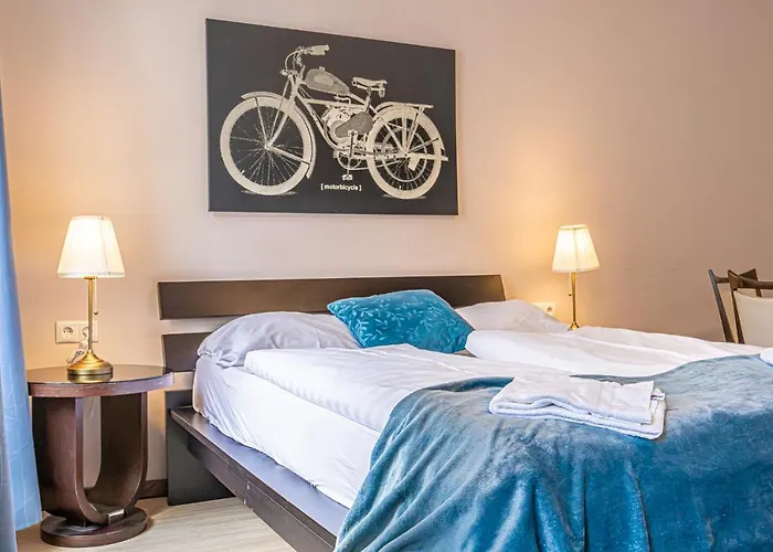 Simple 1br Escape, Your Relaxing Getaway Апартаменти *